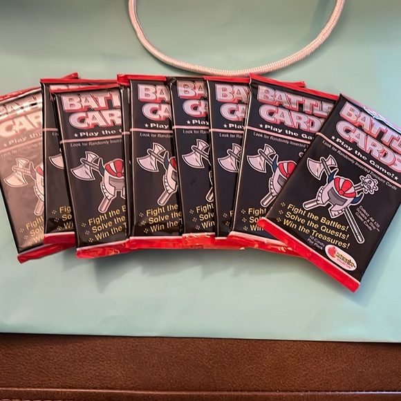 Battle Cards 9 packages new never opened - Picture 1 of 3